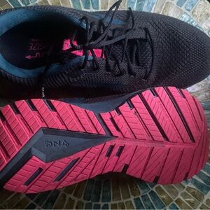 Brooks Black and Pink Athletic Shoes with Dynamic Tread